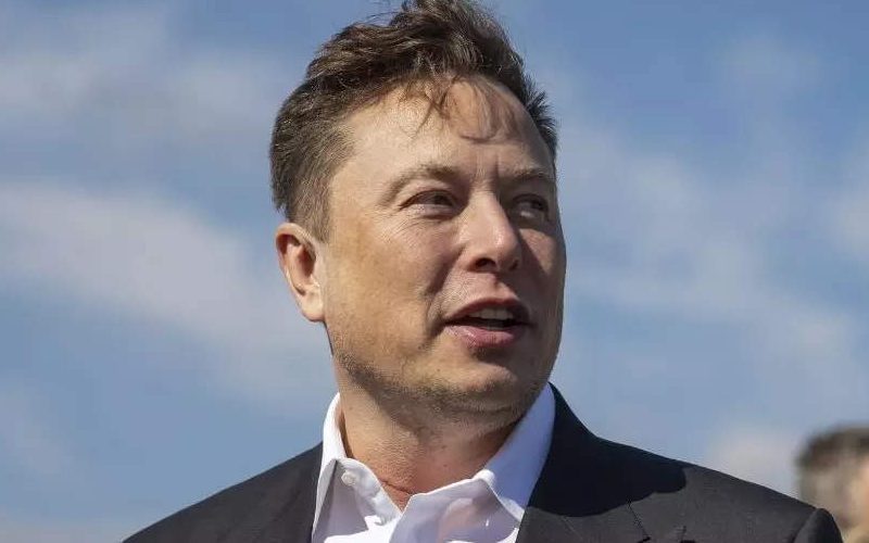 Elon Musk Tweets & Deletes Snarky Emoji After Rejecting Twitter Board Of Directors Role
