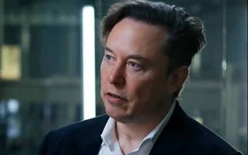 Elon Musk Doesn’t Own A Home & Stays With Friends Instead