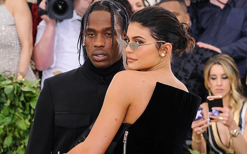 Kylie Jenner & Travis Scott’s Son Still Doesn’t Have A Name