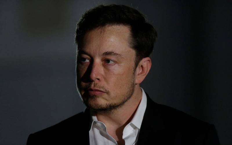 Elon Musk Begged For Forgiveness On One Knee After Having An Affair With Google Co-Founder’s Wife