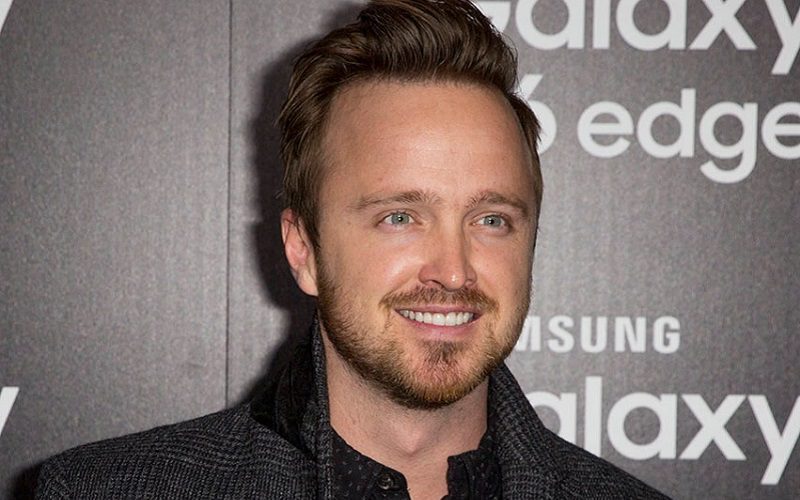 Aaron Paul Sprints Back To Mezcal Event After Learning Fans Were There To Greet Him