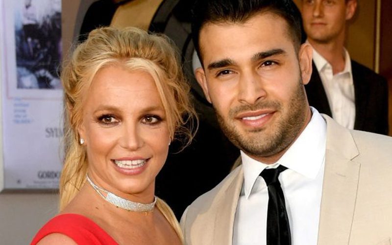 Britney Spears & Sam Asghari Set Wedding Date