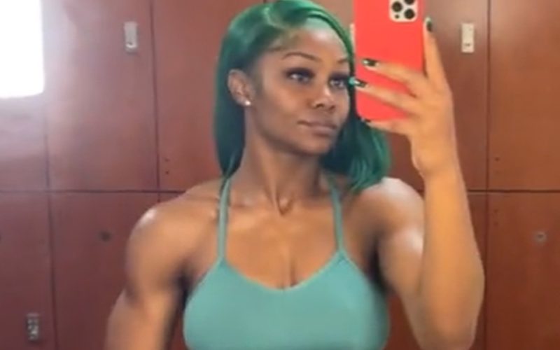 Jade Cargill Shows Off Flawless Ripped Body In New Selfie Video Drop