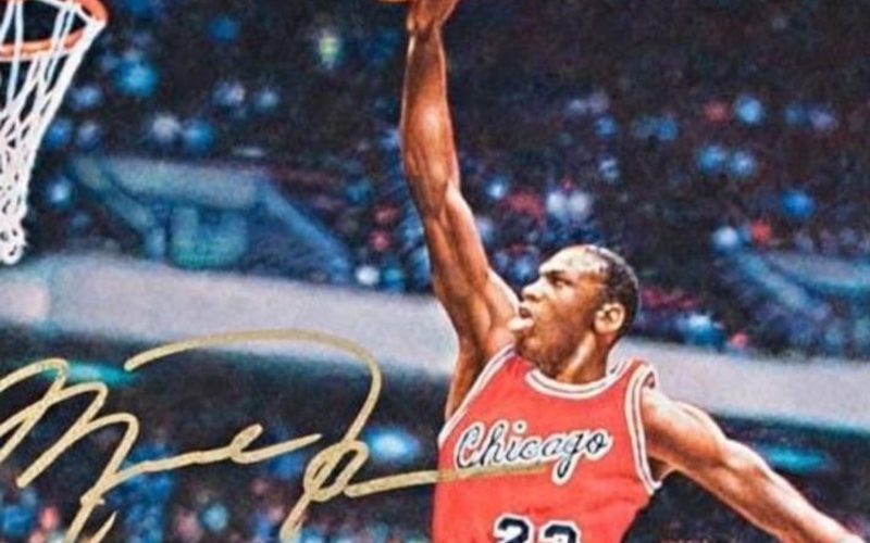 Michael Jordan’s Fleer Bulls Rookie Card Sells For Over $1 Million