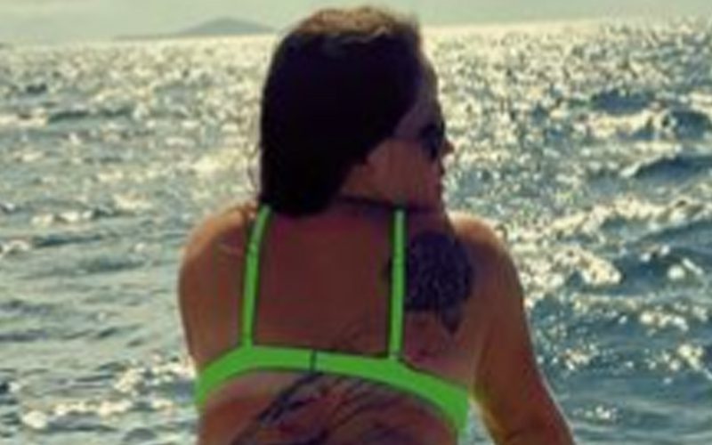 Jenelle Evans Soaks Up Some ‘Vitamin Sea’ In Provocative Neon Green Bikini Photo Drop