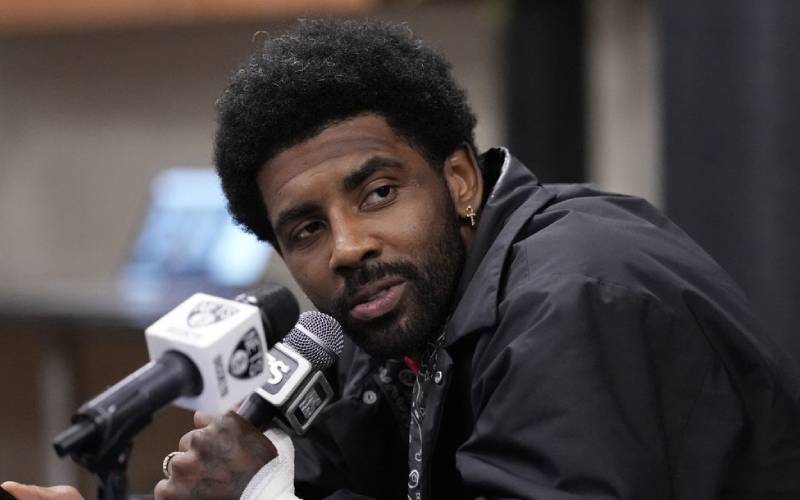 Kyrie Irving Shatters Lakers Fans’ Hopes As He Decides To Stay With Nets