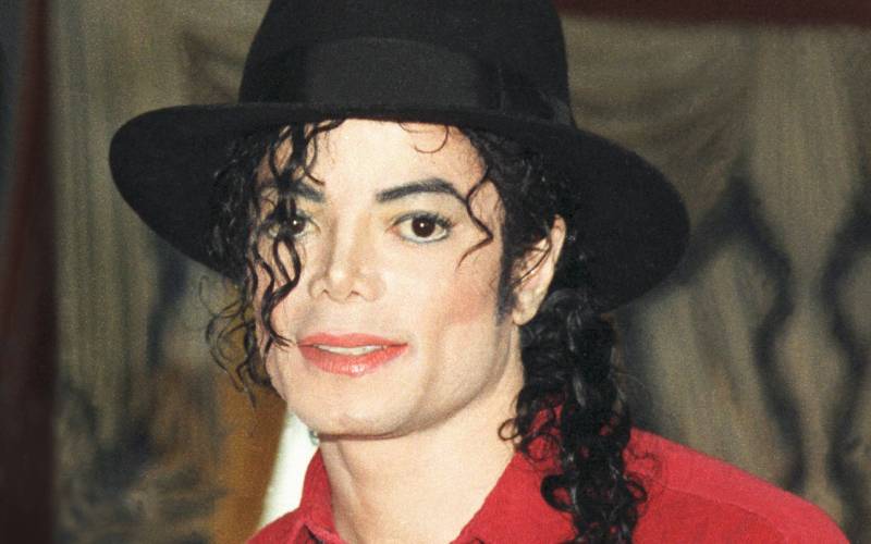 Jeffré Phillips Claims Michael Jackson’s Ghost Visited Him Wearing White Pearls