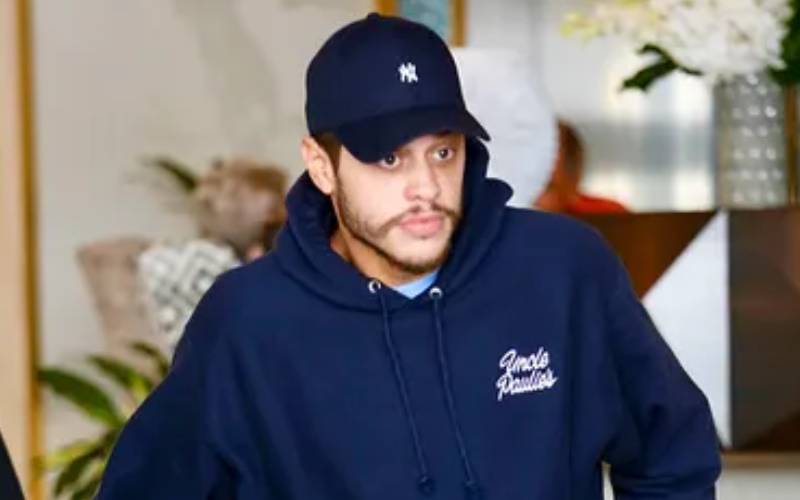 Pete Davidson Caught In Embarrassing Wardrobe Situation While Leaving Australian Hotel