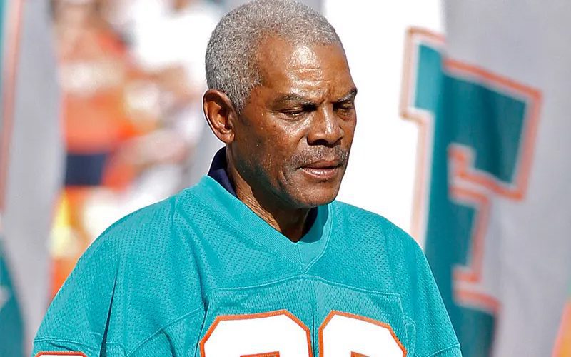 Legendary Quarterback Marlin Briscoe Passes Away At 76-Years-Old