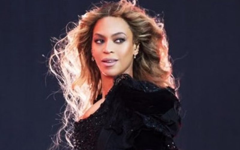 Beyoncé Sends Flowers To Robin S After Sampling ‘Show Me Love’