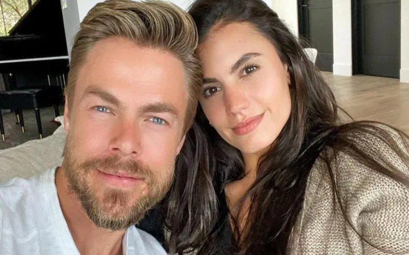 Derek Hough & Hayley Erbert Engaged Be Marry After 7 Years Together
