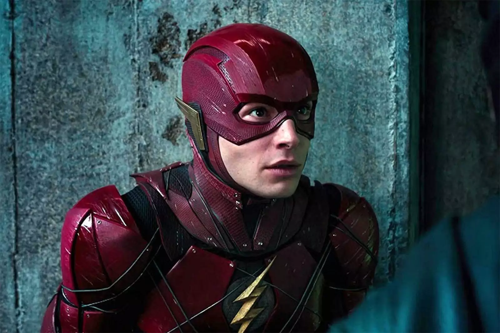 The Flash Will Still Release Despite Ezra Miller Controversy