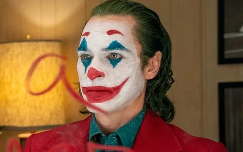 Joaquin Phoenix Spotted Reading ‘Joker 2’ Script