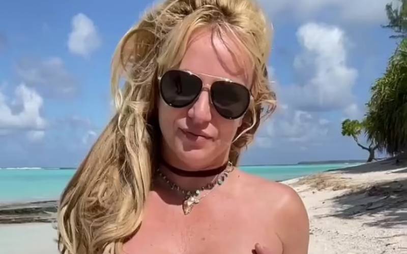 Britney Spears Loses Her Bikini Top While Frolicking On The Beach With Sam Asghari