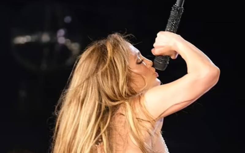 Jennifer Lopez Shows Off Big In Racy See-Through Bodysuit During UNICEF Concert