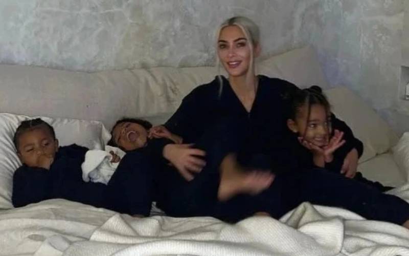 Kim Kardashian Quickly Posts & Deletes Photos With Kids After Fans Spot Bizarre Detail