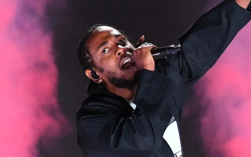 Kendrick Lamar Reacts To Security Guard Breaking Down In Tears During His Performance