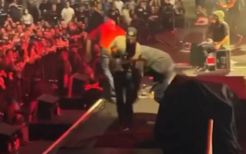 Rage Against The Machine Guitarist Tom Morello Attacked During Toronto Concert
