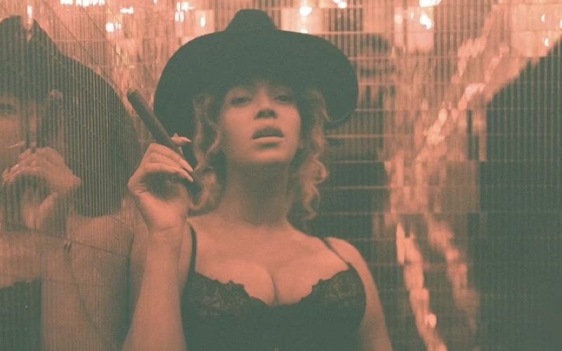 Beyoncé Rocks Skimpy Corset Top For ‘Renaissance’ Album Promotion