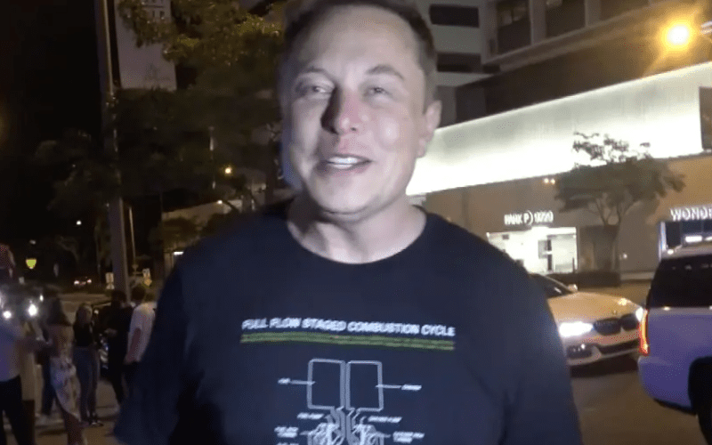 Elon Musk Alleged To Have Fathered Twins With Neuralink Executive Shivon Zilis
