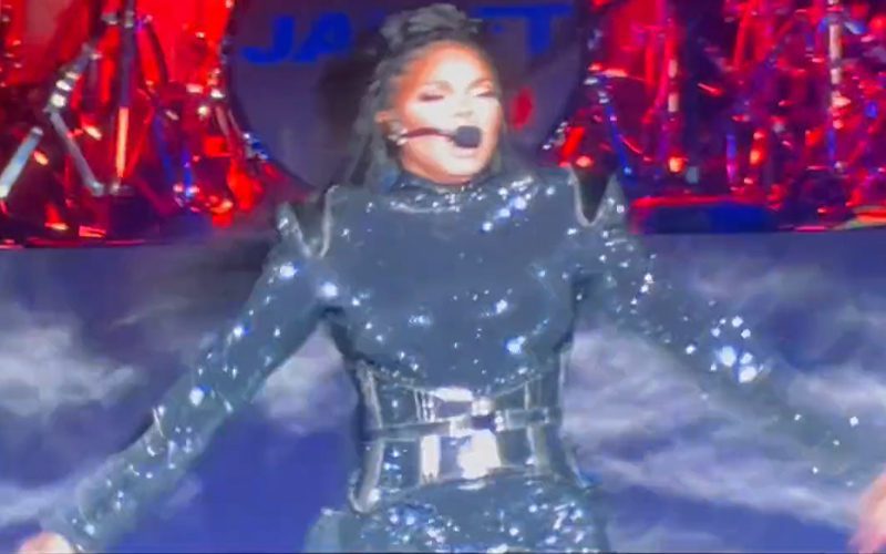 Janet Jackson Losses Audio Mid-Concert At Essence Festival