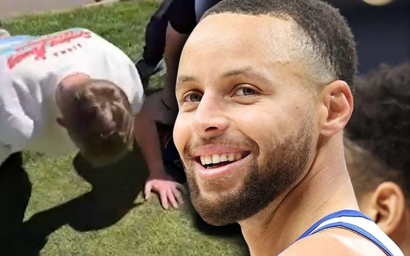 Steph Curry Makes Fan Do 30 Push-Ups For An Autograph