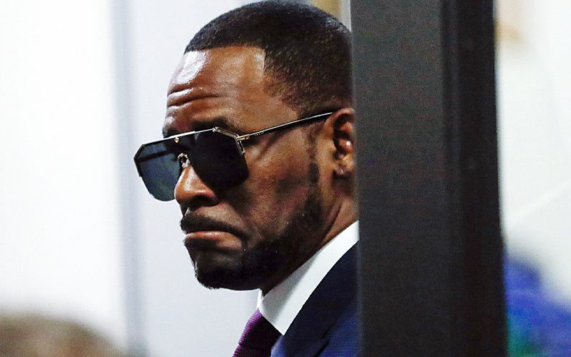 R. Kelly Sues Brooklyn Detention Center For Emotional Distress
