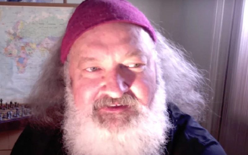 Randy Quaid Goes On Unhinged Rant And Twitter Buries Him For It