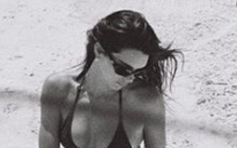 Kendall Jenner Gets Super Casual In Black Bikini Photo Drop