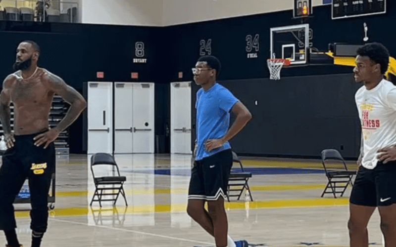 LeBron James & Sons Have Epic Workout At Lakers’ Facility