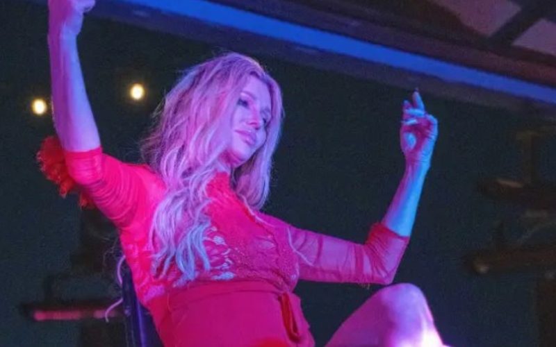 ROBH’s Brandi Glanville Celebrates New Single With Las Vegas Male Strippers