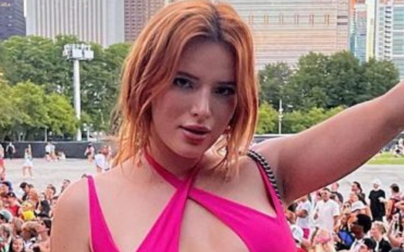 Bella Thorne Flaunts Super Skimpy Pink Top In Lollapalooza Photo Drop