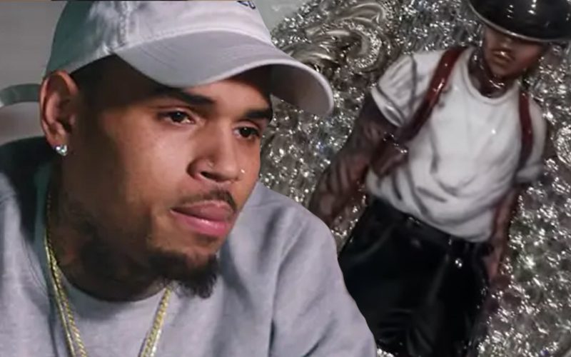 Chris Brown Gets Custom ‘King Of Pop’ Chain From Tory Lanez