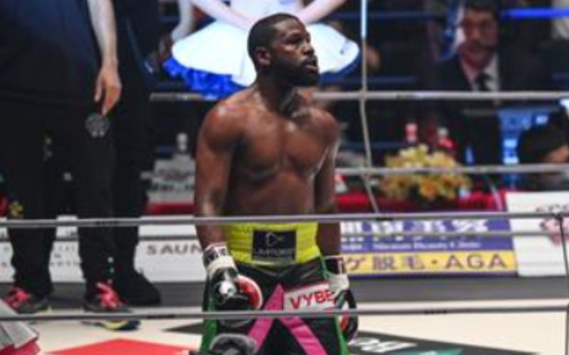 Floyd Mayweather Knocks Out Japanese MMA Fighter Mikuru Asakura In 2nd Round
