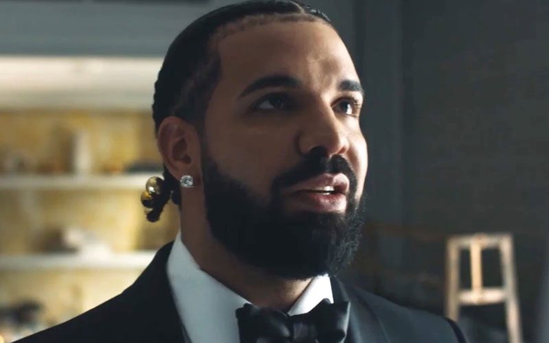 Drake Reacts To One Of His Exes Trying To Check Up On Him