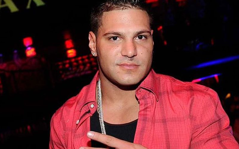 Jersey Shore’s Ronnie Ortiz-Magro Spotted Kissing Mystery Woman In Chicago Nightclub