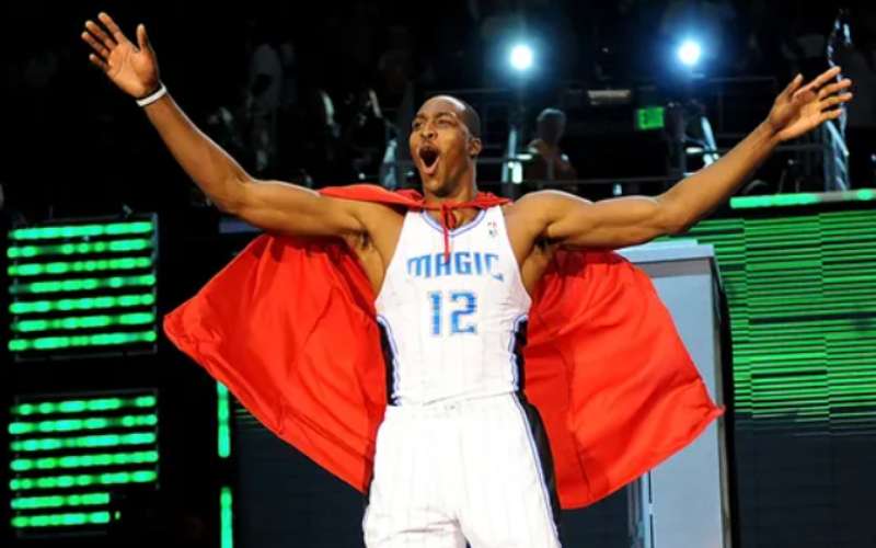 Dwight Howard Got Freaky Several Times In His Superman Cape