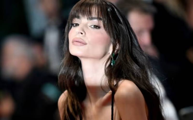 Emily Ratajkowski Appears To Come Out As Bisexual