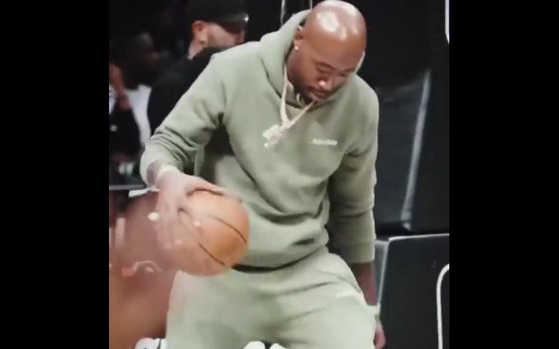Freddie Gibbs Fails At Attempt To Pull Off Crossover Dribble
