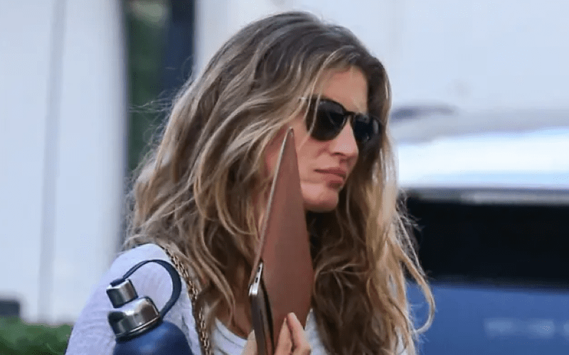 Gisele Bündchen Spotted At Legal Offices Due To Her Marital Issues