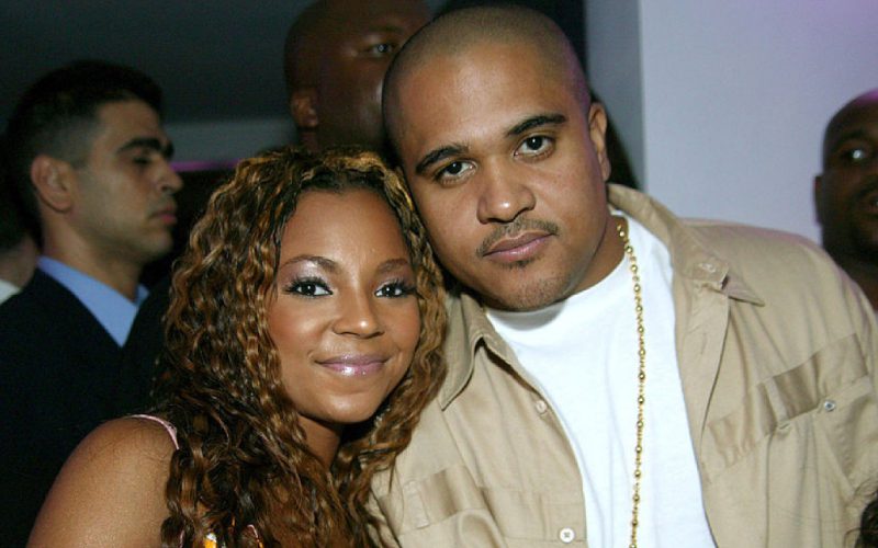 Ashanti Claims Irv Gotti Is ‘Obsessed’ With Her