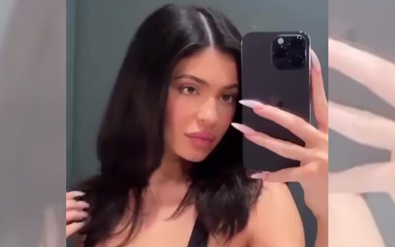 Kylie Jenner Reveals Her Natural Hair While Showing Off Big In Tiny Black Bra