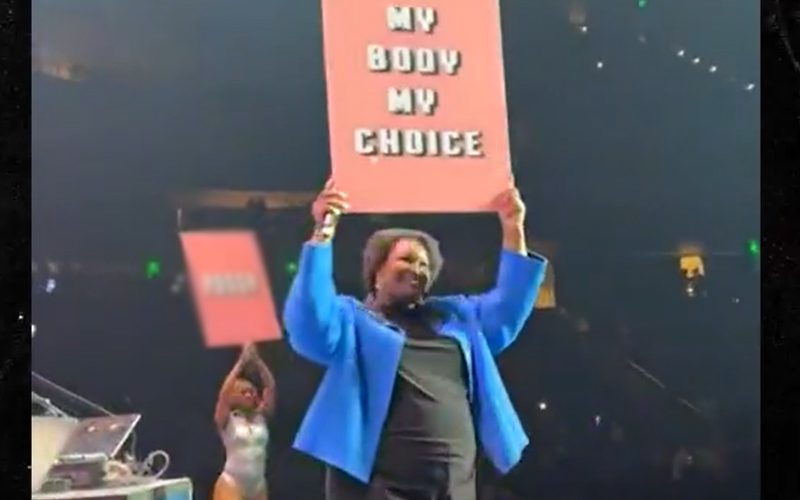 Latto Brings Stacey Abrams Onstage With ‘My Body My Choice’ Protest Sign