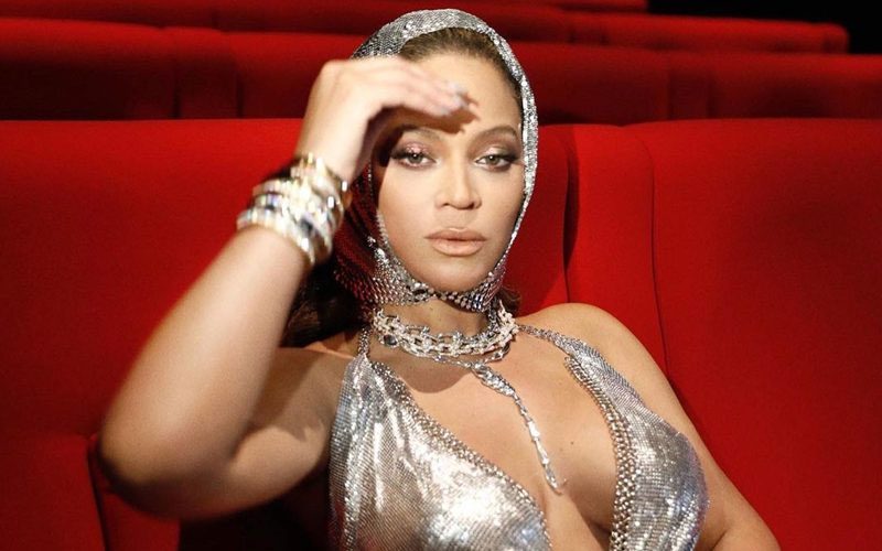 Beyoncé Stuns In Revealing Dress At Club Renaissance Paris Tiffany & Co Party
