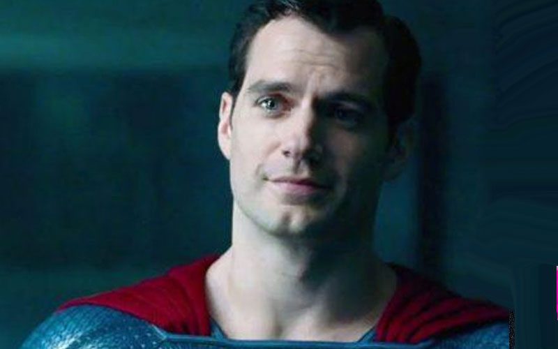 Henry Cavill Returning For Superman Sequel