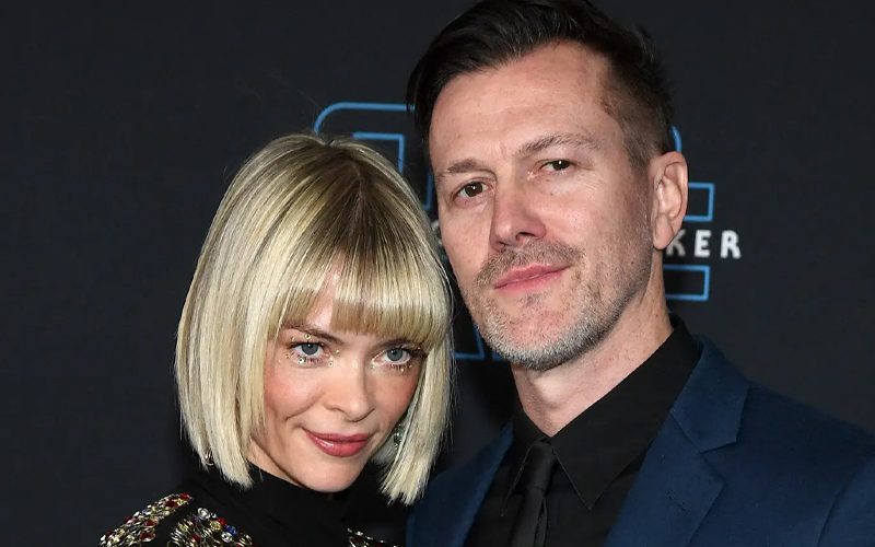 Jaime King’s Estranged Husband Accuses Her Of Not Paying Child Support