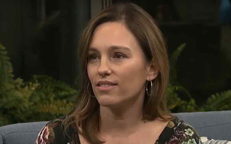 Amy Jo Johnson Reveals Why She Won’t Return In The Power Rangers Reunion