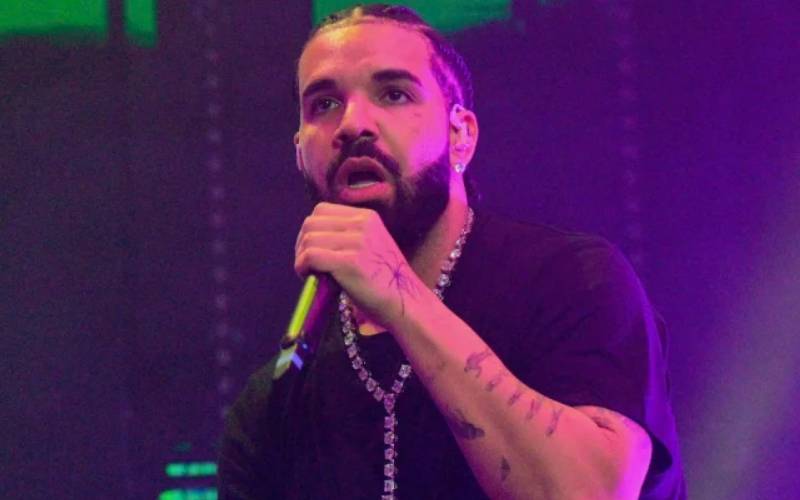 Drake Halts Apollo Show After Fan Falls From Balcony