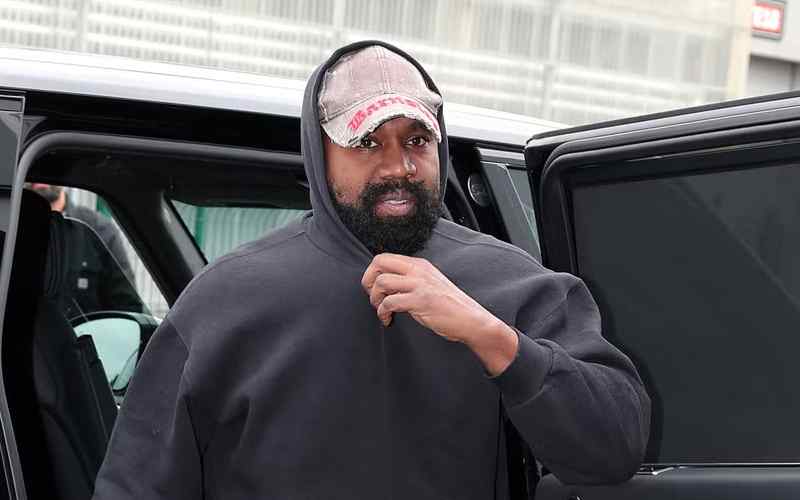 Kanye West Accompanies Bianca Censori to Australia for Family Visit