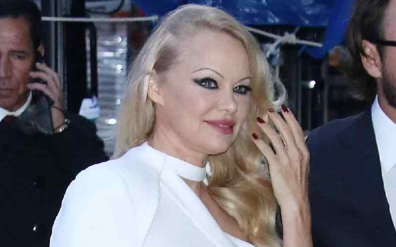 Pamela Anderson Claims Writing Memoir Caused Her Gain 25 Pounds